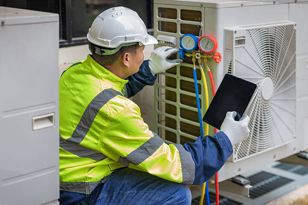 Professional Air Conditioning Repair technician working in Villas, NJ